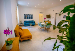 Cosmo 38 Luxury Apartments